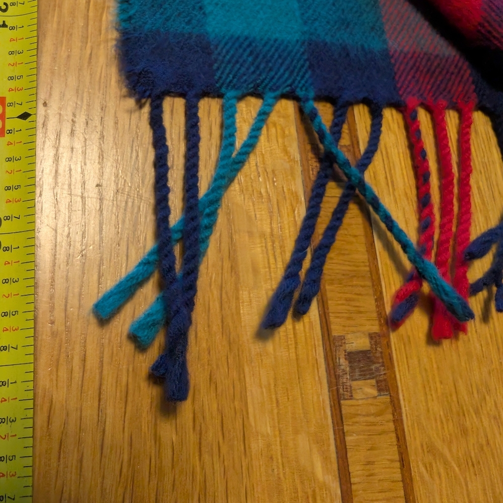100% Cashmere Scarf - Picture 4 of 4